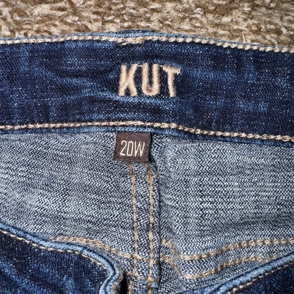 Kut from the Kloth Dark Wash Cropped Jeans worn once & washed. - Picture 4 of 16